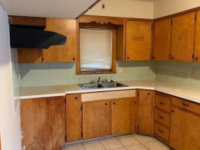 1561 Bradford, Warren, OH 44485 Photo 2