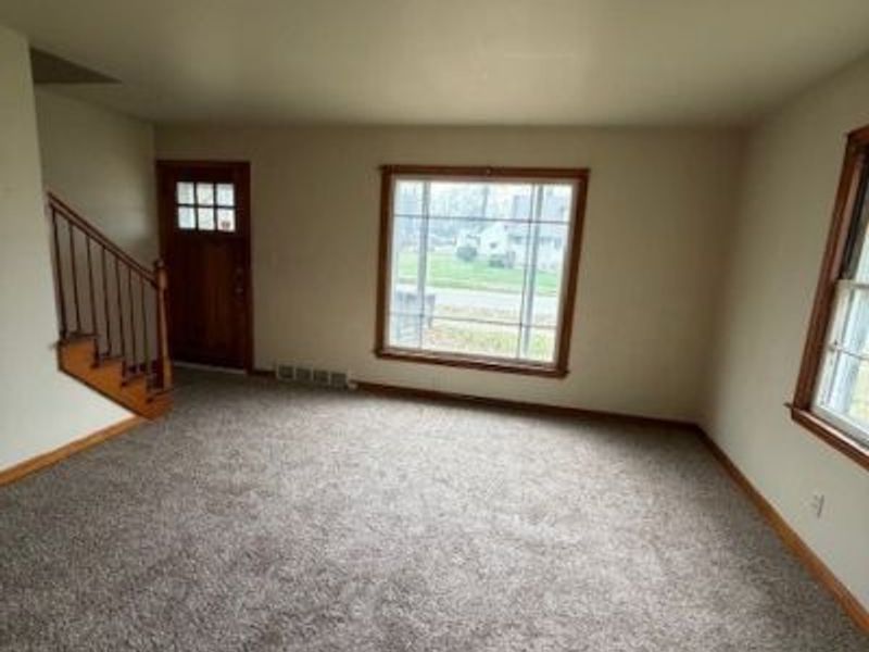 1561 Bradford, Warren, OH 44485 Photo 3