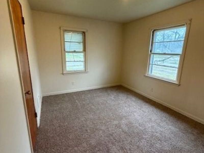 1561 Bradford, Warren, OH 44485 Photo 7