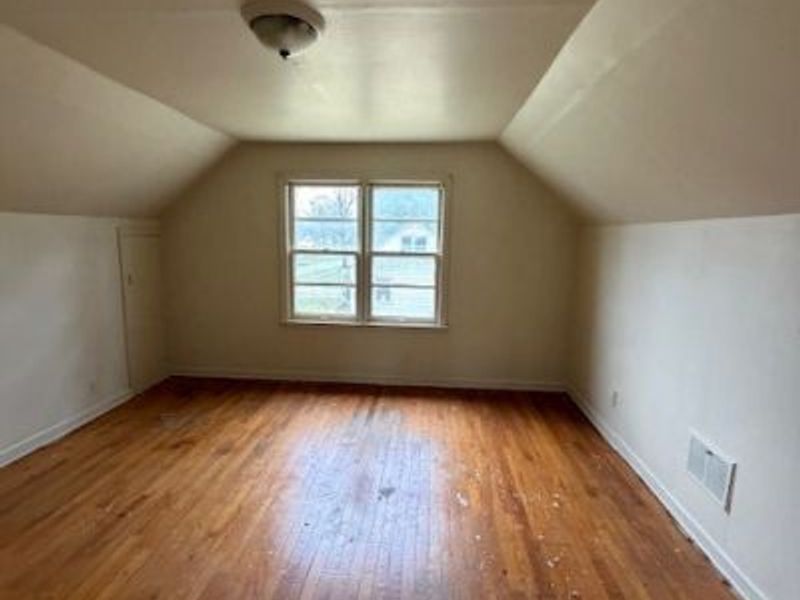 1561 Bradford, Warren, OH 44485 Photo 9