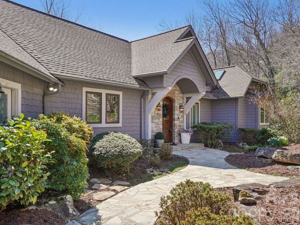 133 Falls Summit Road, Hendersonville, NC 28739