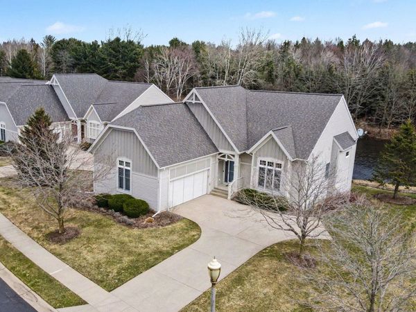 18202 Lost Creek Lane, Spring Lake, MI 49456