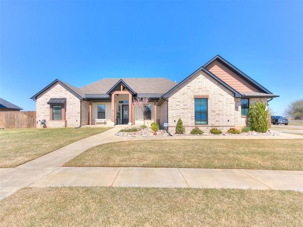 4820 Mustang Park Boulevard, Mustang, OK 73064