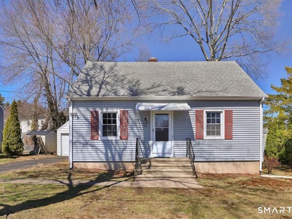 57 Vineyard, North Haven, CT 06473