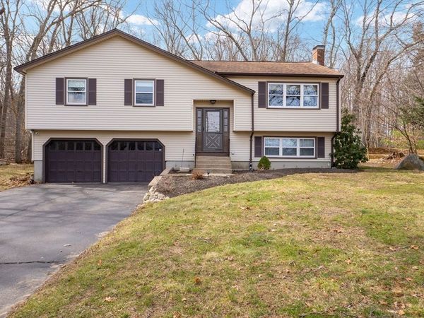 404 Oak Street, Franklin, MA 02038