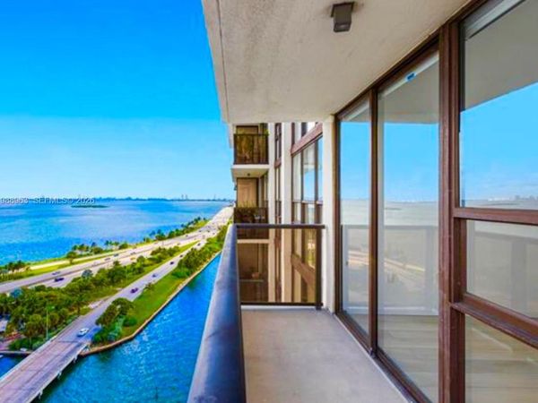 600 NE 36th St, Unit 1502, Miami, FL 33137