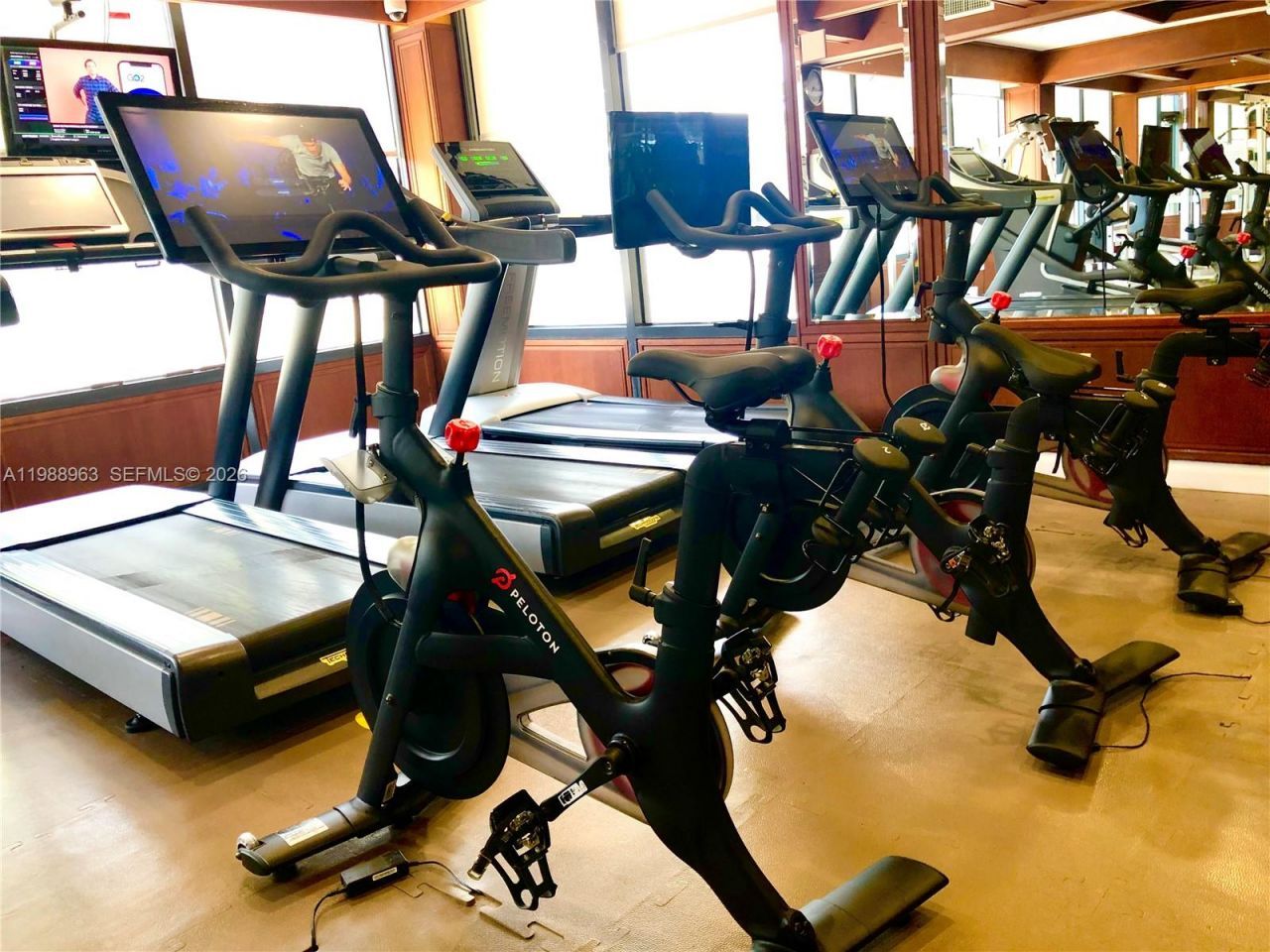 600 NE 36th St, Unit 1502, Miami, FL 33137 Photo