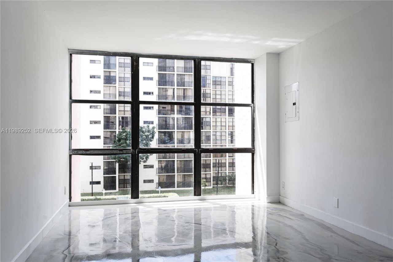 Please Call For Address, Unit 428, Sunny Isles Beach, FL 33160 Photo