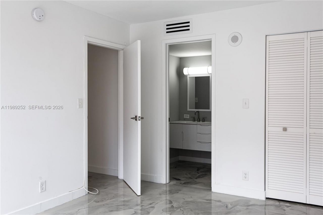 Please Call For Address, Unit 428, Sunny Isles Beach, FL 33160 Photo