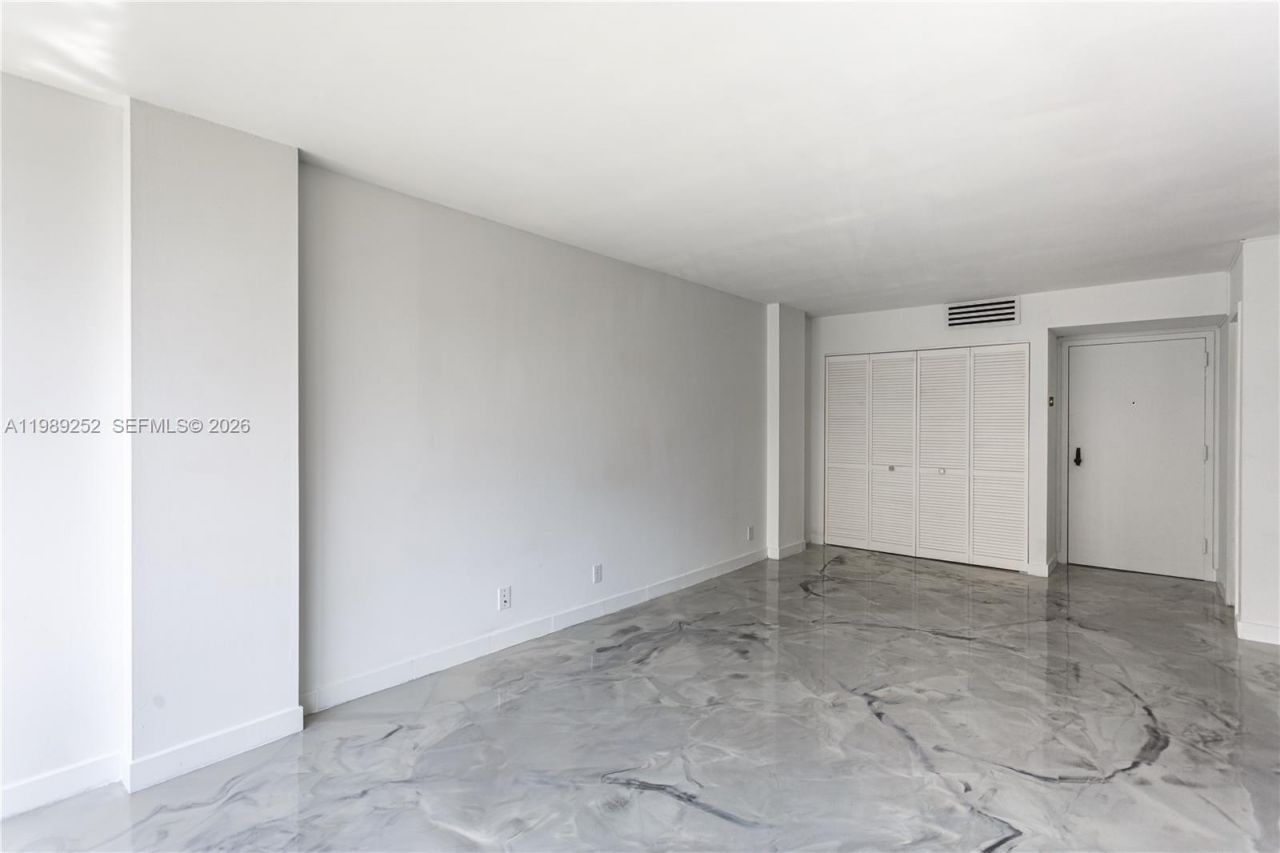 Please Call For Address, Unit 428, Sunny Isles Beach, FL 33160 Photo