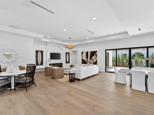 888 Sandpiper Lane, Vero Beach, FL 32963