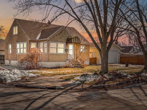 1830 Prospect St, La Crosse, WI 54603