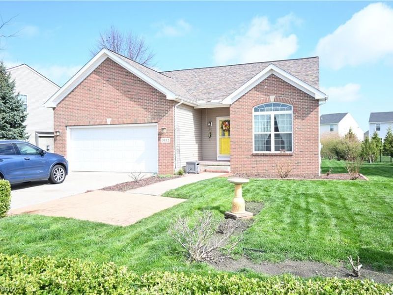 3932 Courtyard Drive, Lorain, OH 44053 Photo 1