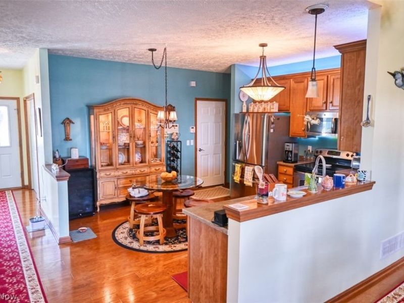 3932 Courtyard Drive, Lorain, OH 44053 Photo 2