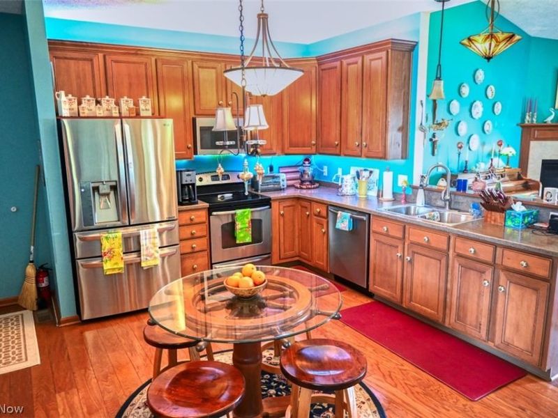 3932 Courtyard Drive, Lorain, OH 44053 Photo 4