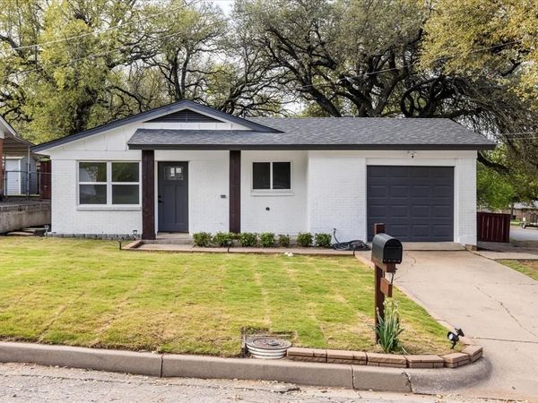 602 E 4th Street, Weatherford, TX 76086