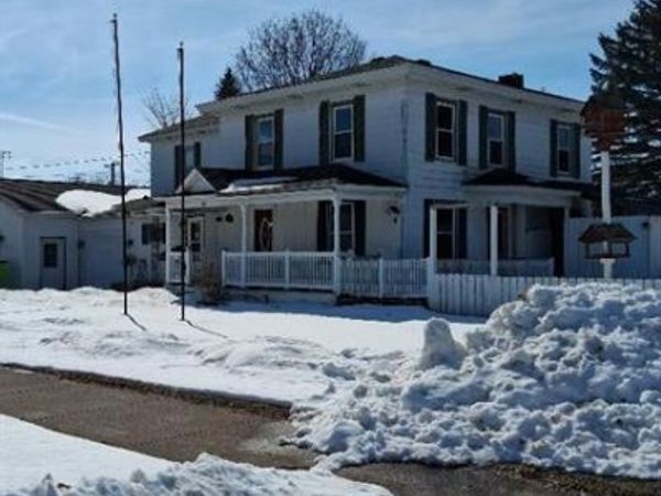 307 S Spring, Augusta, WI 54722