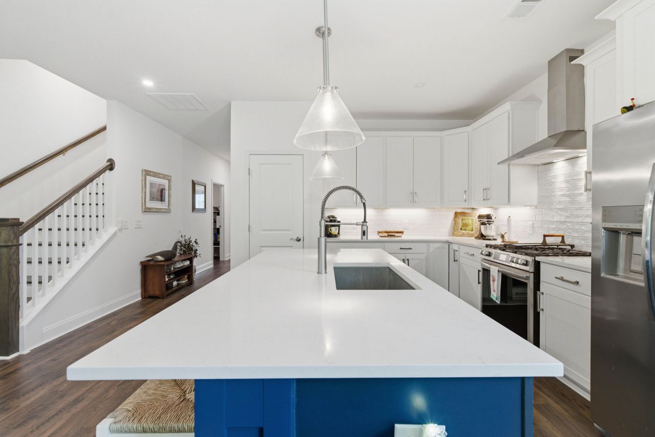 108 Saluda Drive Photo 25