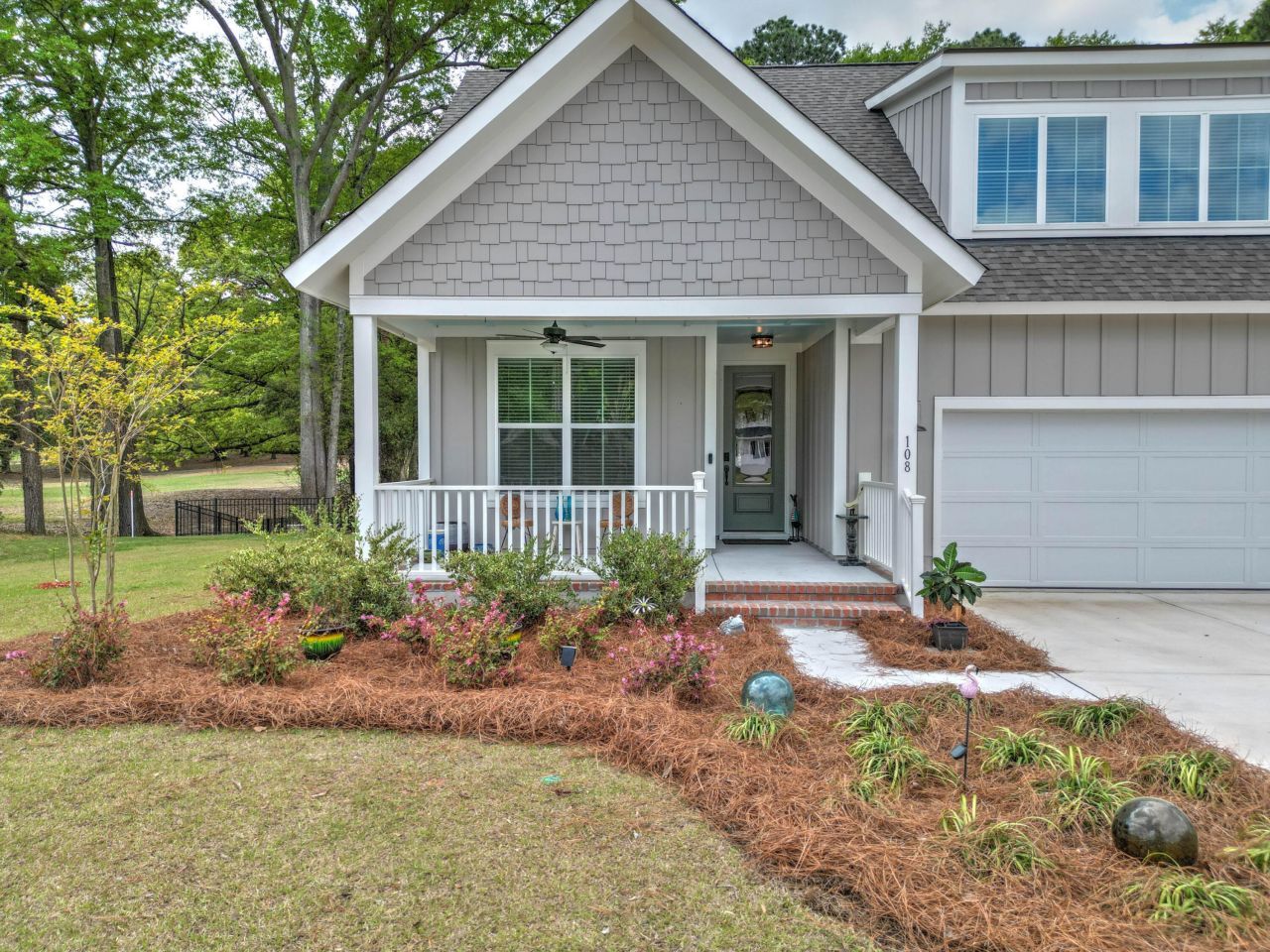 108 Saluda Drive Photo 6