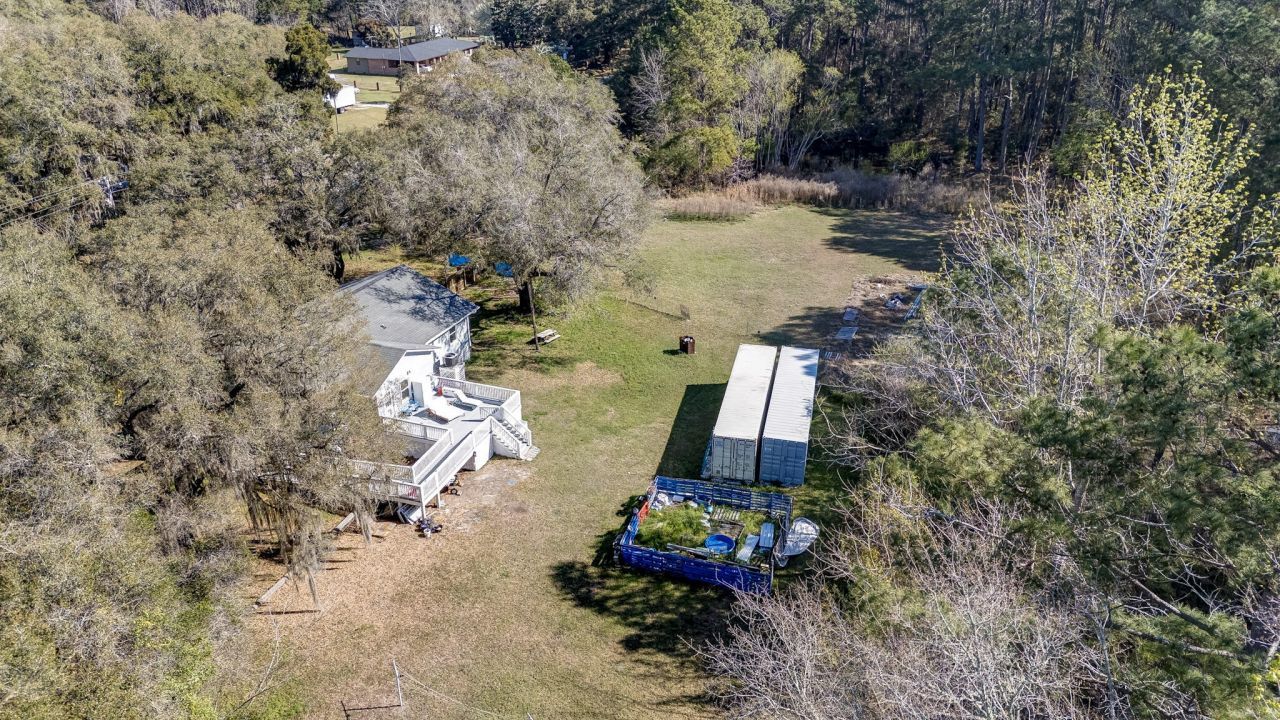 445 Dupre Road Photo 16