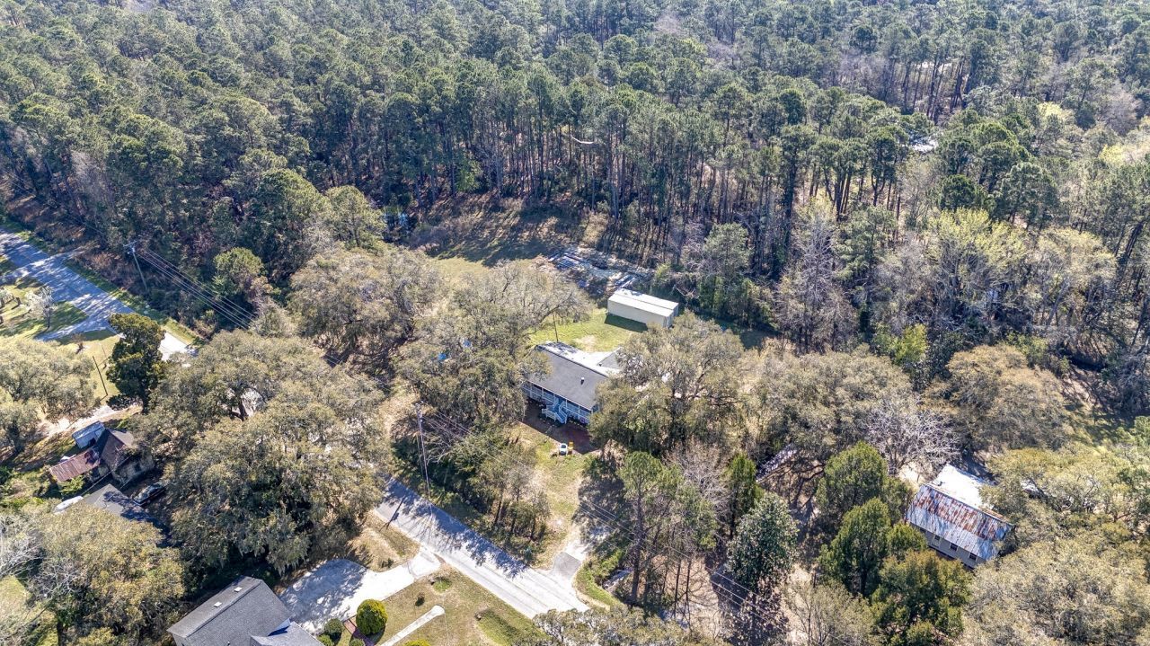 445 Dupre Road Photo 18