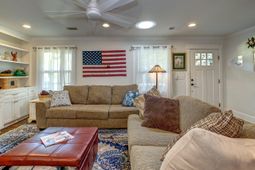 445 Dupre Road photo 4