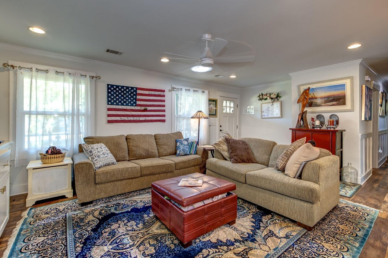 445 Dupre Road Photo 4