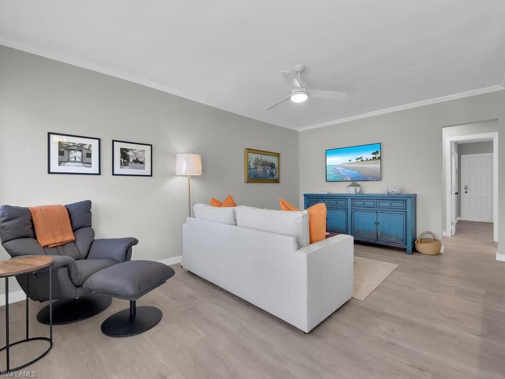 473 12th Ave S, Unit B8, Naples, FL 34102 Photo