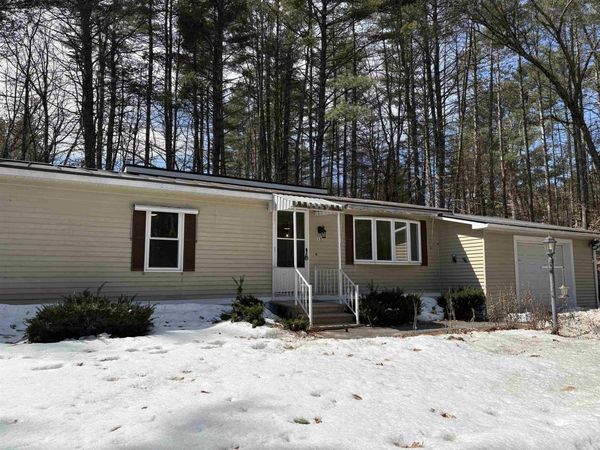 15 Edgewood Drive, Hopkinton, NH 03229