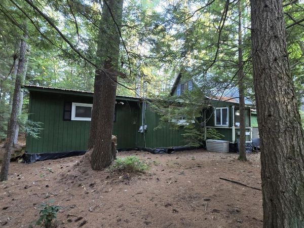 26 Front Avenue, Poland, ME 04274