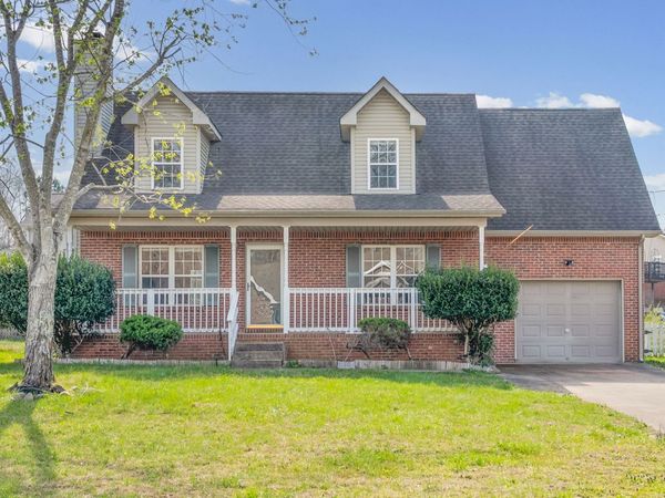 382 Brook Mead Dr, Clarksville, TN 37042