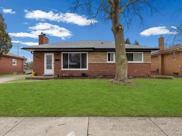 35324 Weideman Street, Clinton Twp, MI 48035