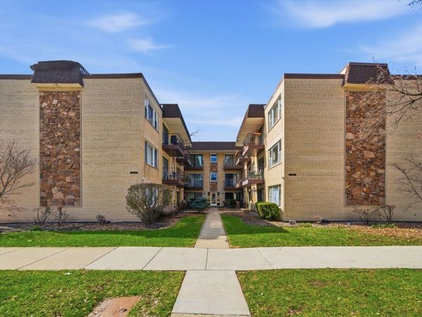 4340 N Keeler Avenue , Unit 1F, Chicago, IL 60641