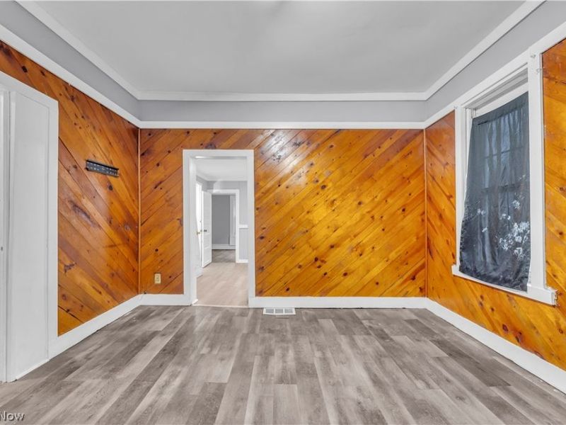 2037 W 98th Street, Cleveland, OH 44102 Photo 13