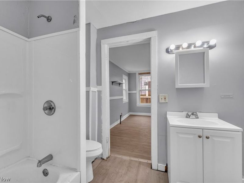 2037 W 98th Street, Cleveland, OH 44102 Photo 16