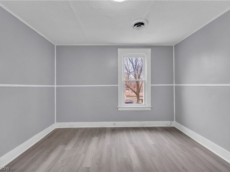 2037 W 98th Street, Cleveland, OH 44102 Photo 27