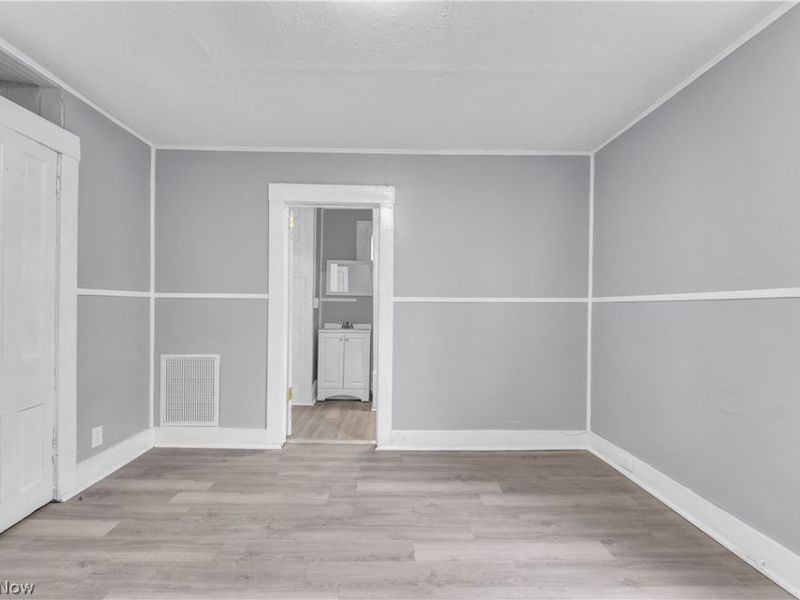 2037 W 98th Street, Cleveland, OH 44102 Photo 29