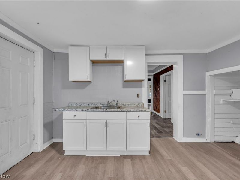 2037 W 98th Street, Cleveland, OH 44102 Photo 8