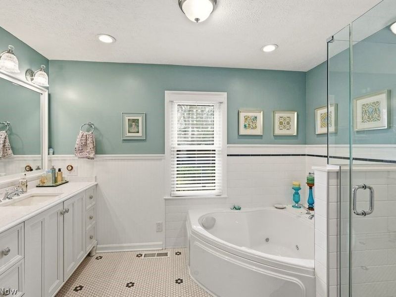 1976 Stabler Road, Akron, OH 44313 Photo 19