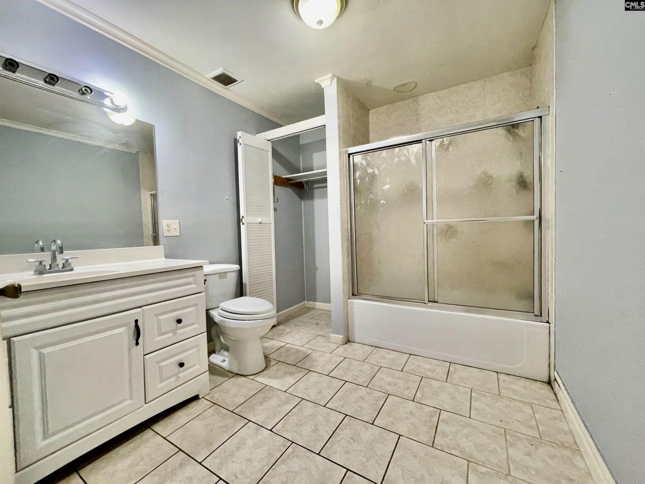 2107 Long Shadow Lane  Photo 34