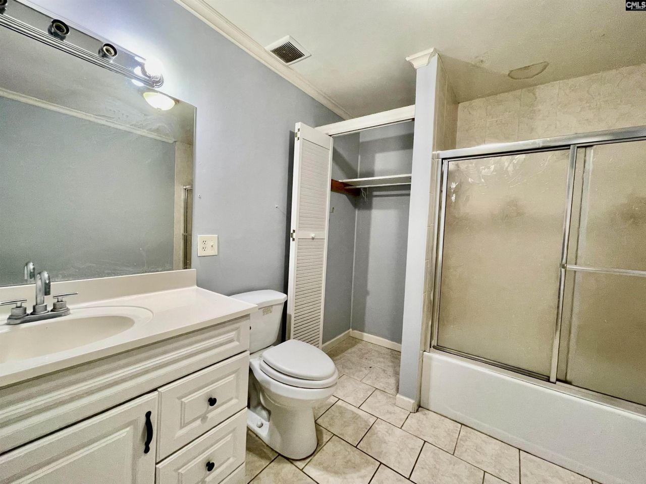 2107 Long Shadow Lane  Photo 37