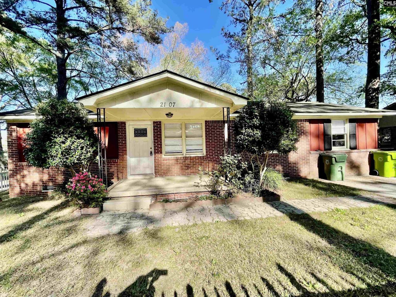 2107 Long Shadow Lane  Photo 8