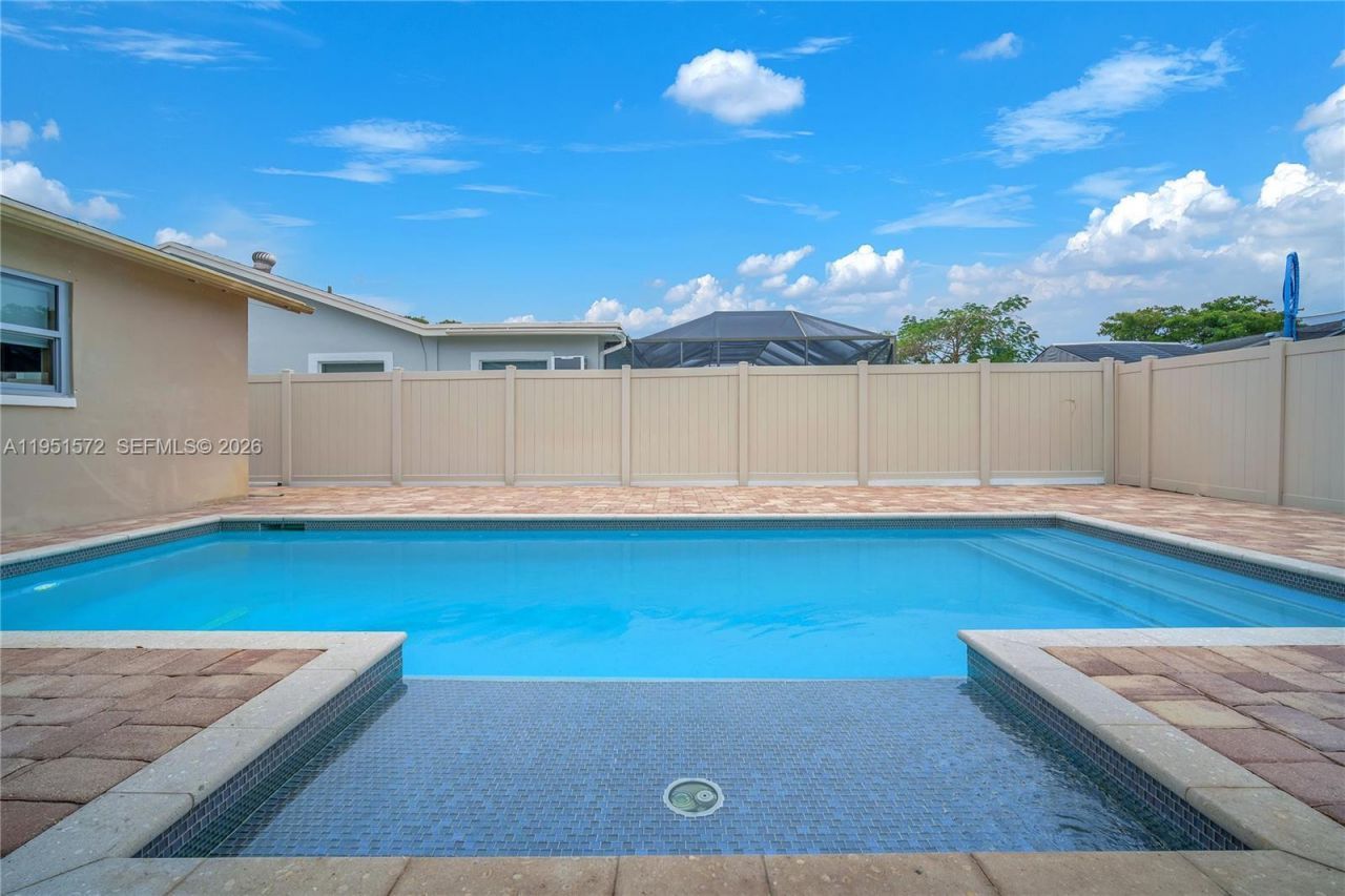 22599 SW 65th Avenue, Boca Raton, FL 33428 Photo