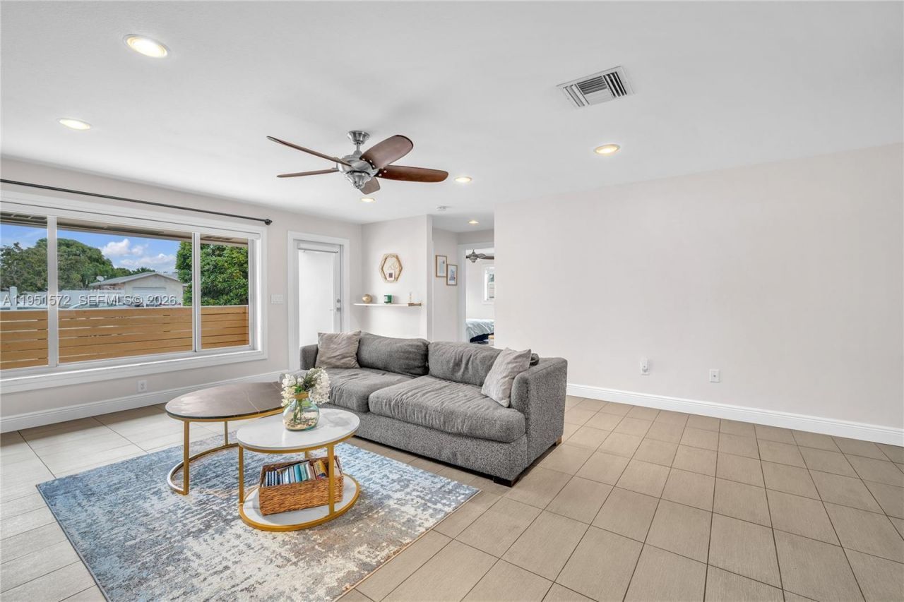 22599 SW 65th Avenue, Boca Raton, FL 33428 Photo