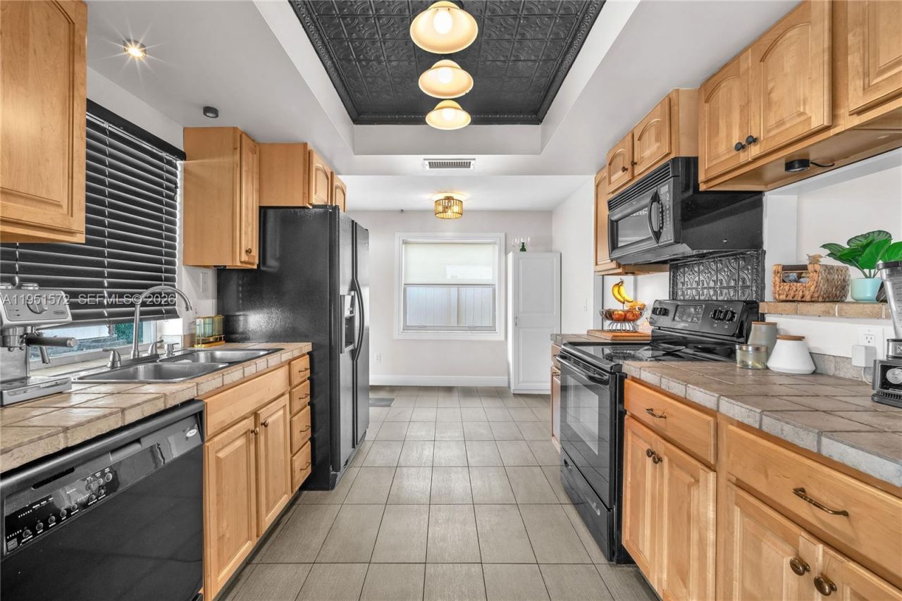 22599 SW 65th Avenue, Boca Raton, FL 33428 Photo