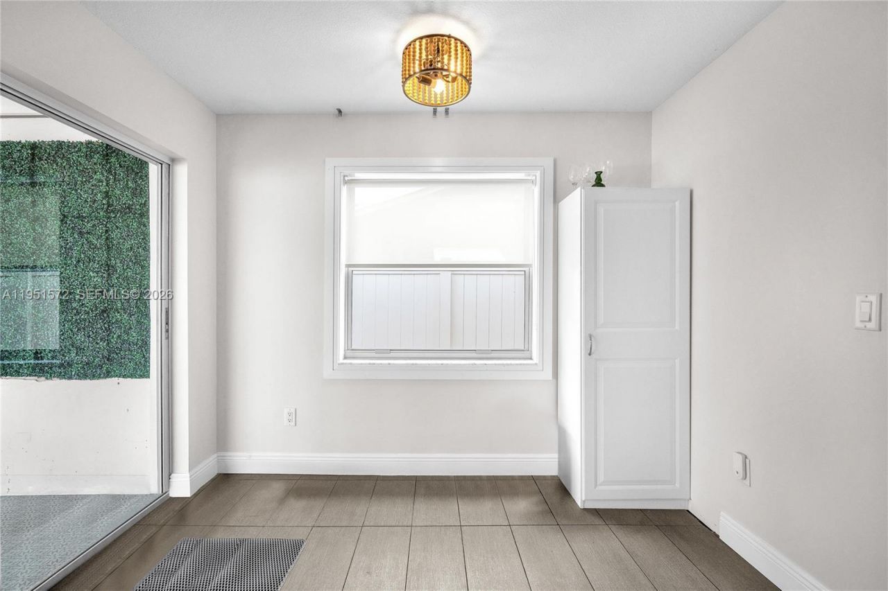 22599 SW 65th Avenue, Boca Raton, FL 33428 Photo