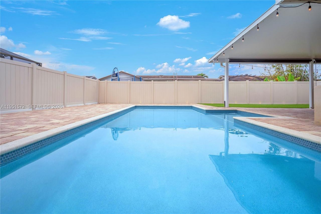 22599 SW 65th Avenue, Boca Raton, FL 33428 Photo