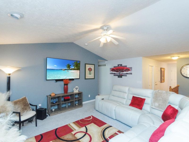 7633 Sandstone Trail, Hamilton Twp, OH 45039 Photo 5