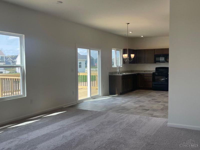 9009 Caprock Court, Harrison, OH 45030 Photo 12