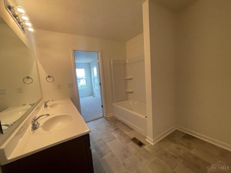 9009 Caprock Court, Harrison, OH 45030 Photo 27